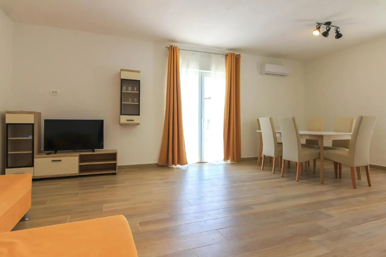 New Villa Seve II With Pool, Near The Town Center, 3Km From The Beach Pula Hırvatistan