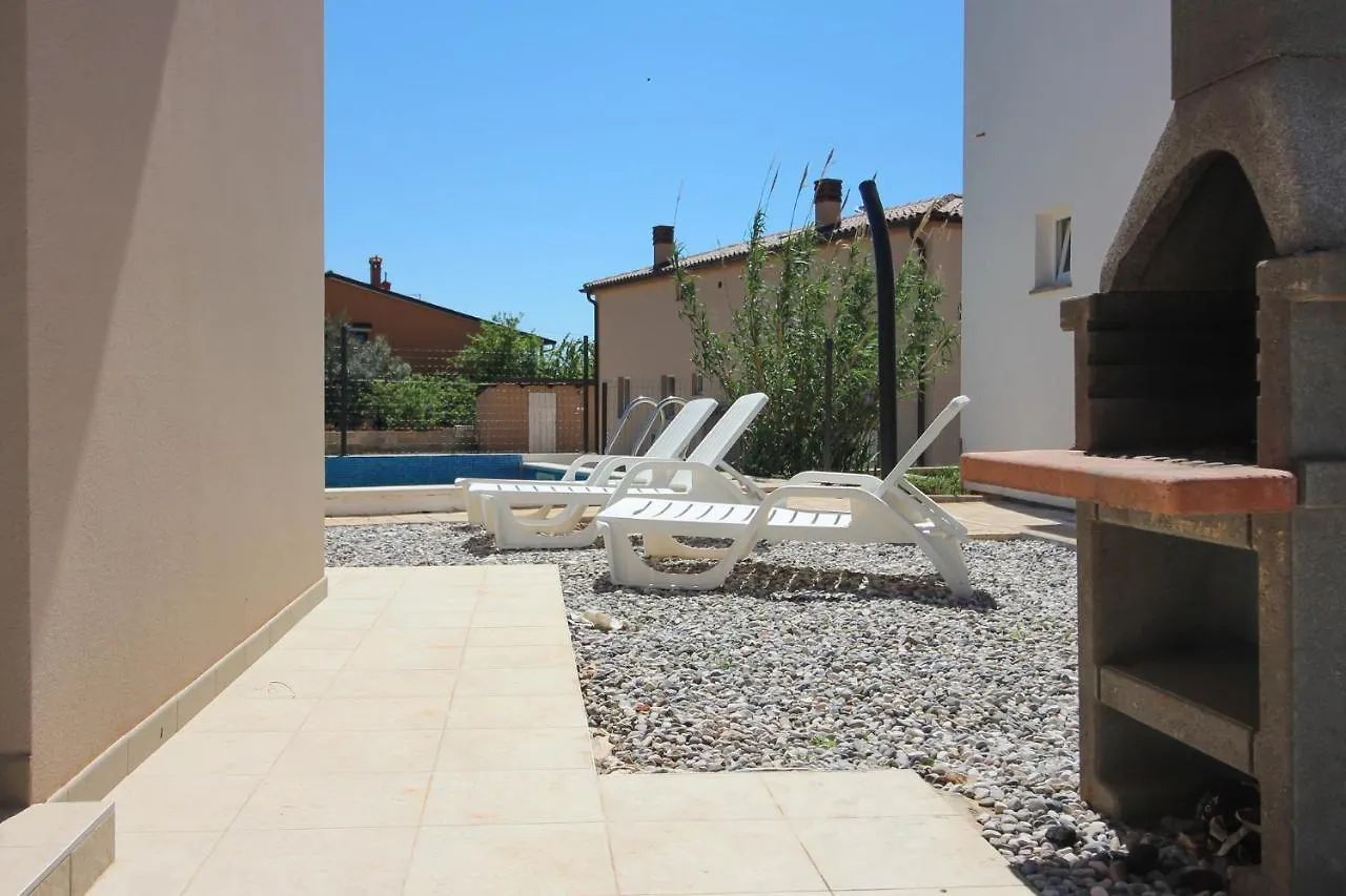 New Villa Seve II With Pool, Near The Town Center, 3Km From The Beach Pula Hırvatistan